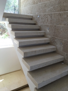 מדרגות שיש ואבן איכותיות