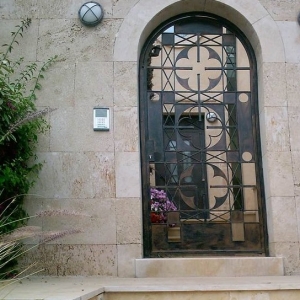 הבית מהסדרה הרווק
