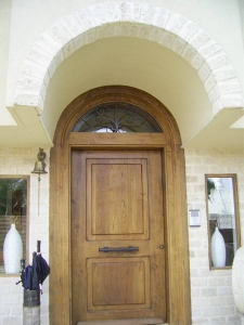 חיפוי באבן לכניסה